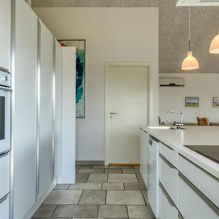 Elissa - 50m To The Fjord By Interhome Feriehus *