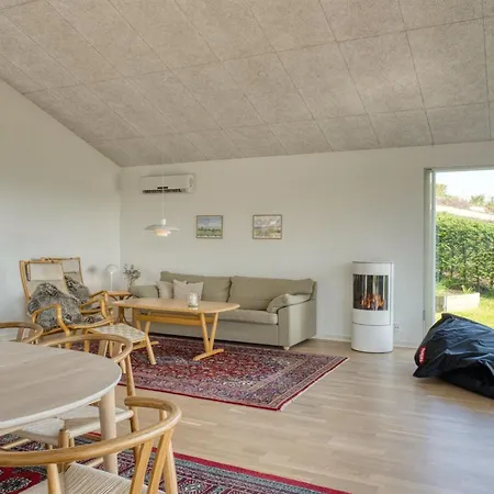 Elissa - 50m To The Fjord By Interhome Feriehus Roslev