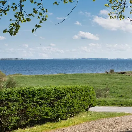 Elissa - 50m To The Fjord By Interhome